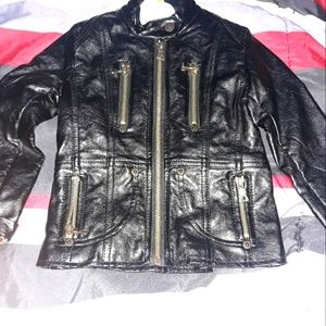 4t black Guess leather jacket